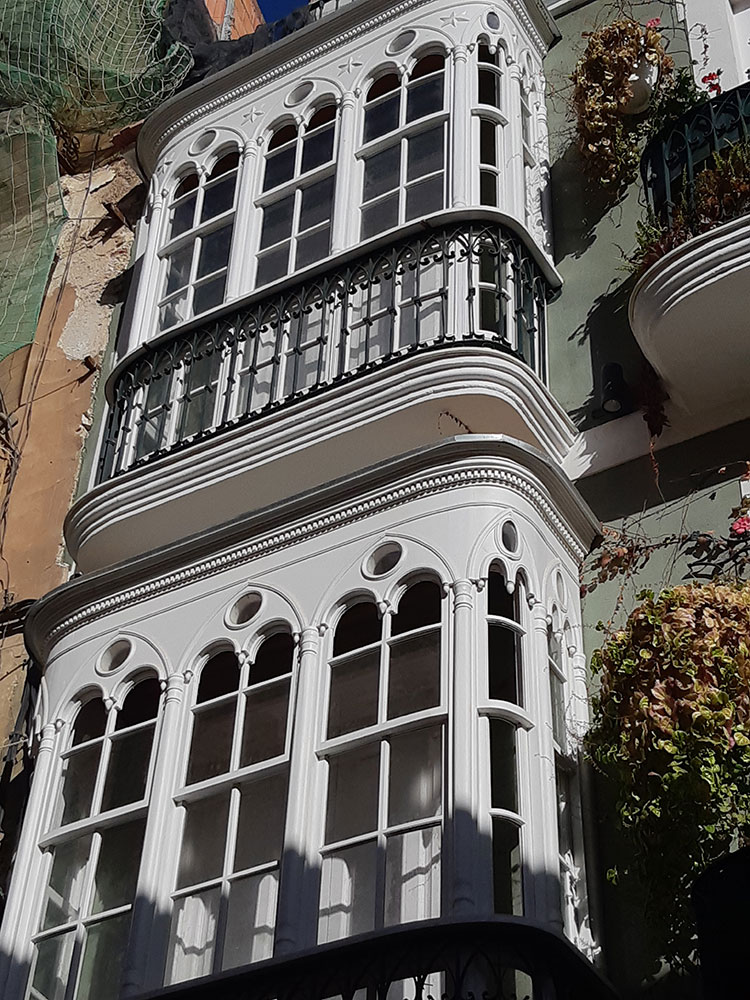 Rehabilitación y Restauración de Balconadas y Miradores